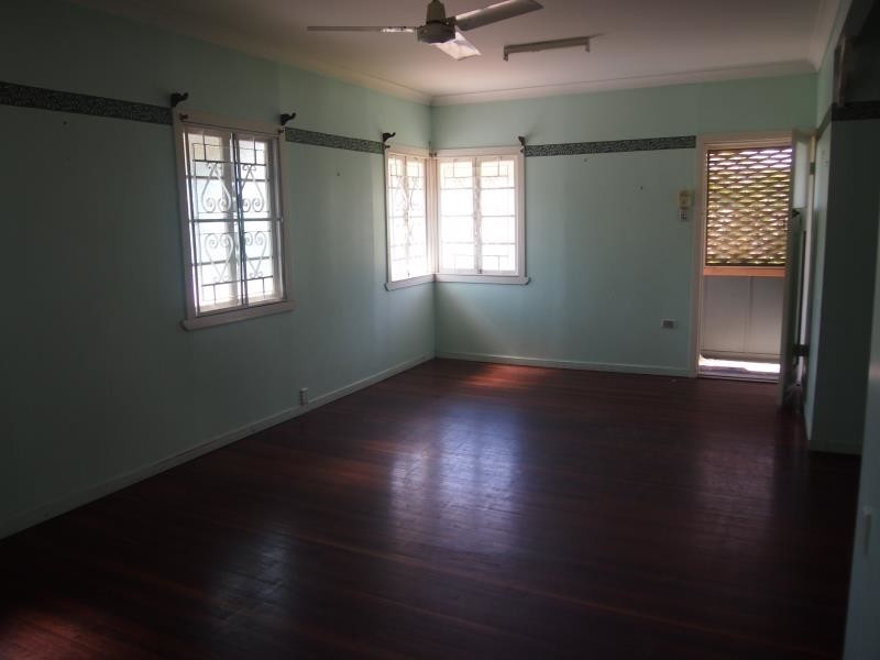 174 Elphinstone Street, Berserker QLD 4701